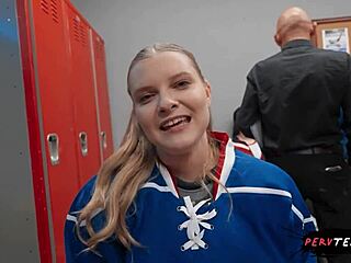 oh god, that big ass teen 18+ is totally seducing the cameraman in the locker room, i can't resist her cute blonde curves