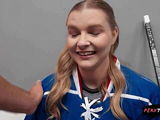 oh god, that big ass teen 18+ is totally seducing the cameraman in the locker room, i can't resist her cute blonde curves