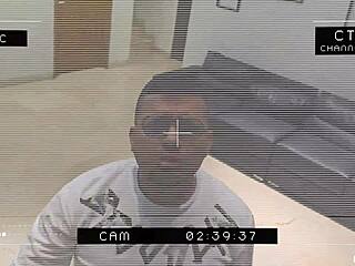 i fuck my boss's employee behind his back