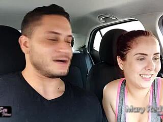 o boy da academia me seguiu pra me cantar e conseguiu me comer no banho com deepthroat e anal