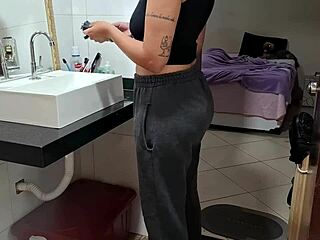 I Catch the Maid in the Bathroom and Lick Her Pussy While Wife Sunbathes