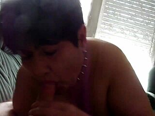 Chienne marie la petite 18+ pute de maître diabolus