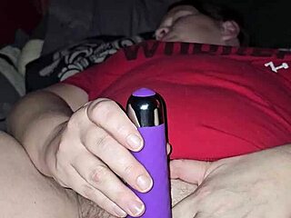 i feel so horny as this solo milf rubbing my big pink pussy until i cum hard