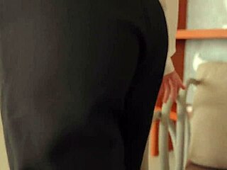 Testing Porn Actor's Huge Cock in Deepthroat Blowjob and Tight Pussy Fucking During Casting Interview