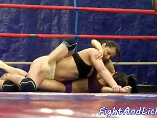 Facesitting Euro Dyke Enjoys Wrestling