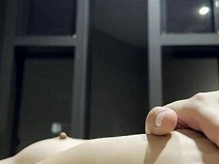 What do you think about Bichleg02 as a solo feature with softcore vibes?