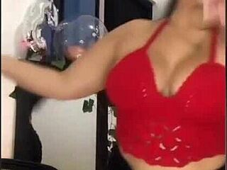 Latina Dancing Seductively For You In Homemade Amateur Style