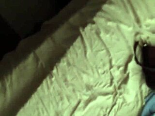 i luv gettin pounded doggystyle til he blasts cumshot on my face... oh yeah