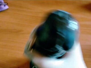 i'm jerking off this big black dildo with gloves on