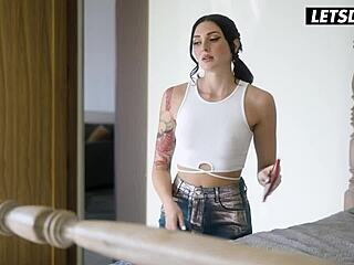 स्ट्रैपऑन मजा में हॉर्नी कुतियों की डिल्डो वाइब्रेटर से गीली कैंची क्यों ना आजमाएं?