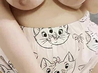 Big ass woman poured water on man and got fucked