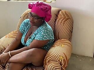 mummy go plots sneaky fuck while husband is missionary away?