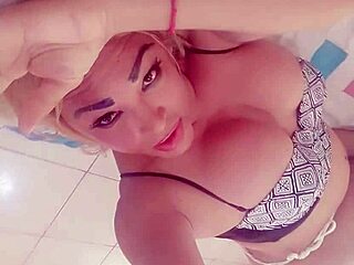 Horny Transexual Carolina Gives Blowjob and Fucks Crossdresser Lokita with Cock in Bed