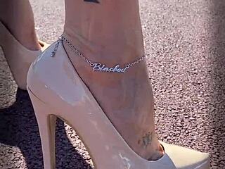 Naughty Latina Beach Flashing Challenge Story