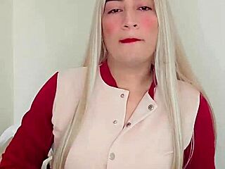 linda rojita strokes her transsexual cock till she squirts milk everywhere