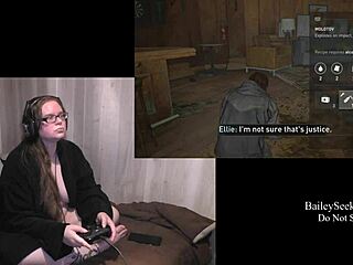 Tattooed BBW Plays Naked Last of Us 2 Fetish Game