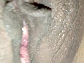 rub that tight shaved pussy till i cum hard!