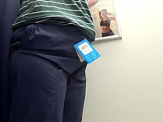 Chubby milf's big ass squeezes into tight leggings closeup!