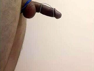 She hits amazing orgasm with solo toy play