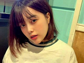 hey boyfriend's away so why not cheat with my guy friend in karaoke heat?