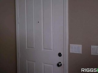 PETITE CHLOE AMOUR RIDES MONSTER COCK BEFORE HUGE FACIAL CUMSHOT