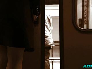 Hey, fist my pussy with double dildo penetration!