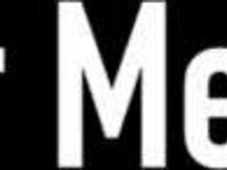 vicky vette toys to orgasm then takes cumshot on tits