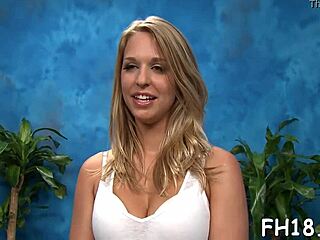 Very Sexy 18 Year Old Glamorous Teen Poses