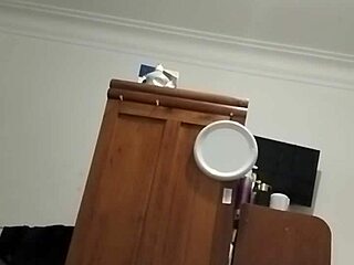 Sexy Dancer Teases with Sultry Moves and Curves