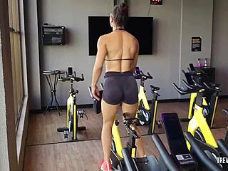 i crave your cock and hot cum after my intense workout