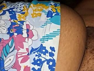 evangelical stepmom lets me play with her fat pussy