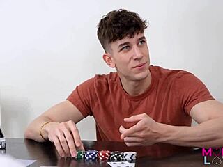 Milf Cassie Del Isla craves her favorite boy toy playtime 😍💦