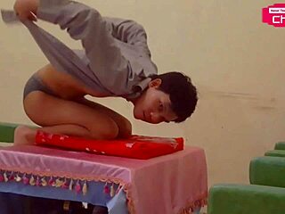 Horny Chinese Vixen Fingers Herself with Banana for Fans