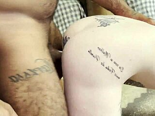 hey corno hubby left so i chat naked with the builder