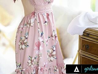 oiled redhead jessica ryan facesits masseuse maddy may wildly