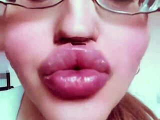 i'm so hot from her nude lipstick tease