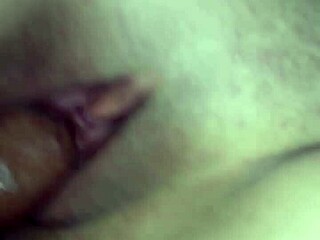 Argentinian beauty's steamy solo tease