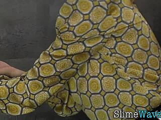 wanna see this slut drown in gloryhole bukkake slime?