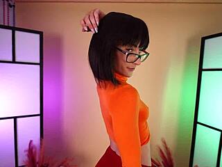 hannahjames710 tries sexy wonder woman leeloo velma daphne cosplay hauls